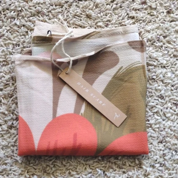 3/ $25 Beautiful Hair Scarf by Kristen Maden California - Picture 3 of 3